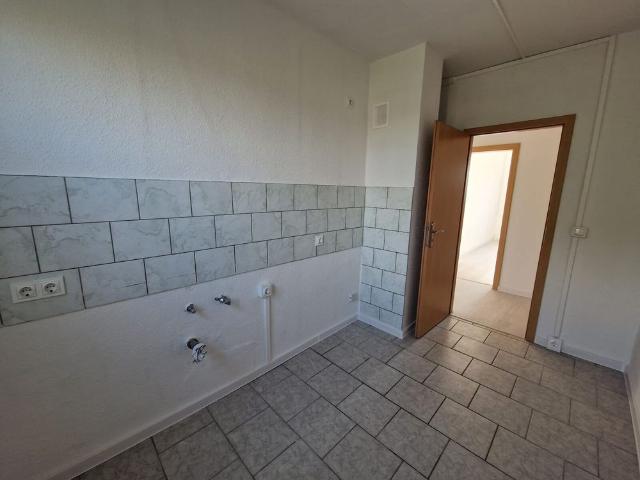 Wir renovieren für Sie: Ihre wunderschöne 3 Raum Wohnung in Wefensleben!
