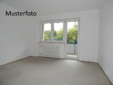 Wir renovieren! Gemütliche 3,5 Zimmer Wohnung