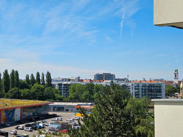 Wir verkaufen unsere 4 Zimmer Wohnung mit Weitblick über München