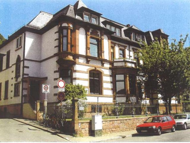 Wir vermieten eine Gewerbefläche direkt am Neckar