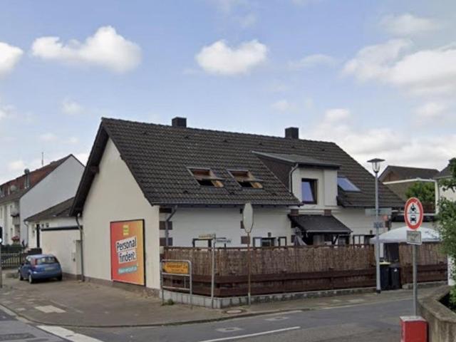 Wird aktuell Saniert Ein Haus. Zwei Möglichkeiten.Ca. 210 m² Wohnfläche · barrierefreies Erdgeschoss