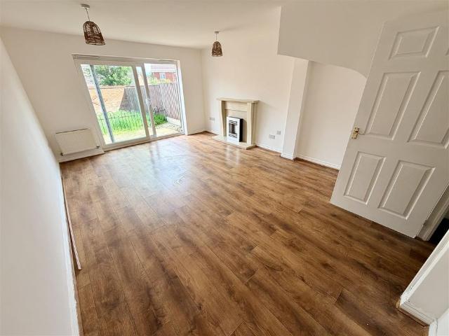 Wisteria Way, Nuneaton, CV10