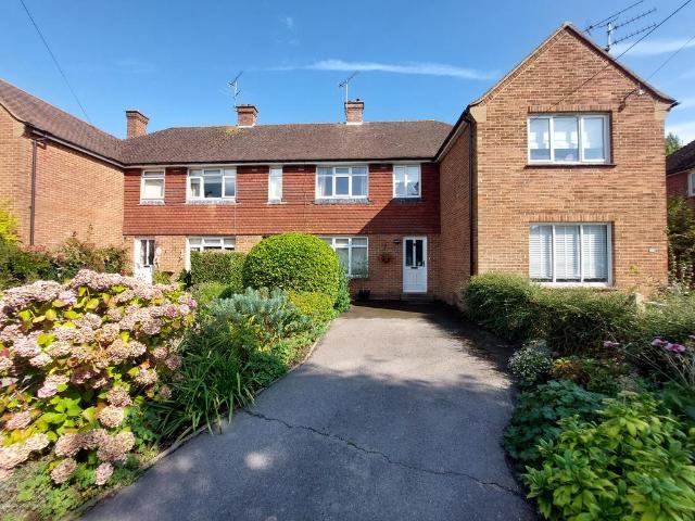 Wiston Avenue, Chichester, PO19 3 bed house to rent £1,750 pcm £404 pw