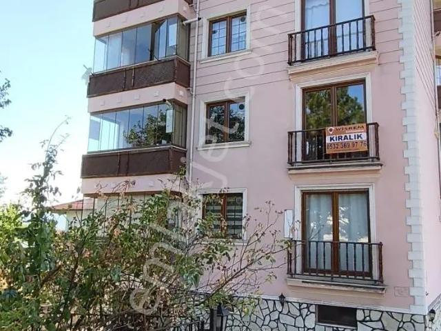 Wisrem Safranbolu Barış Mahallesi'nde Geniş Balkonlu Kiralık 3+1 Daire