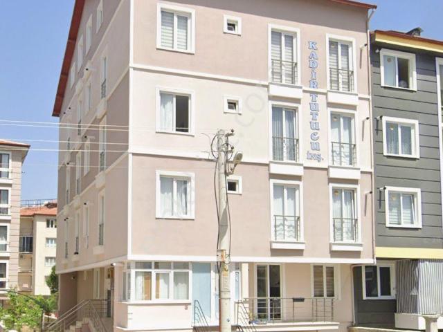 Wisrem'den Emek Mahallesi'nde Satılık Eşyalı Kiracılı 1+1