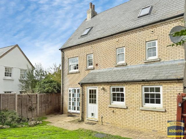 Wissey Way, Ely, CB6 5 bed house to rent £2,150 pcm £496 pw