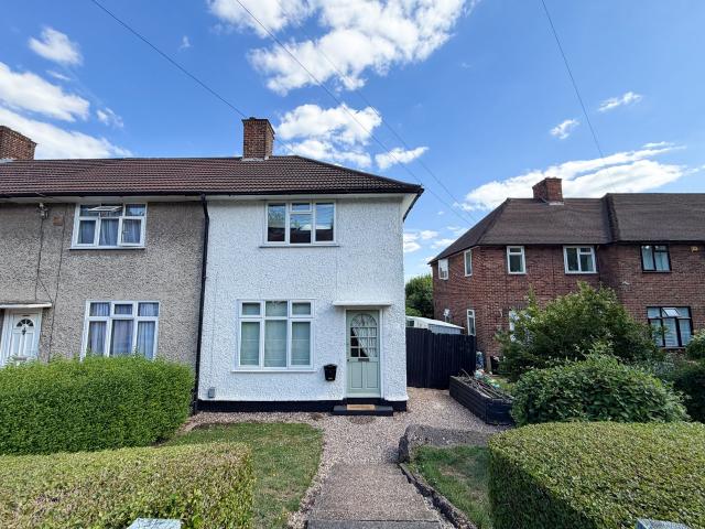 Wittenham Way, London, E4 Birchills Estate Agents