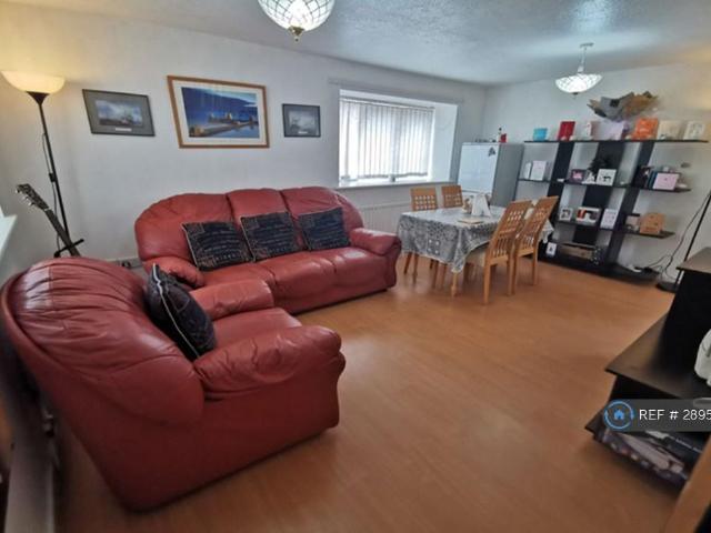 Witton Court, Newcastle Upon Tyne, NE3 2 bed flat to rent £785 pcm £181 pw