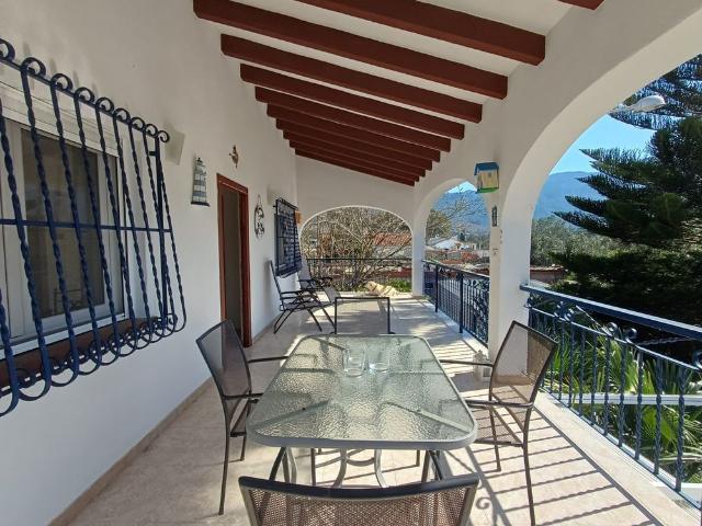 With pool and garage