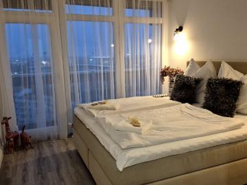 With Swimming Pool and Sauna in the Heart of the City | Underground Parking Included