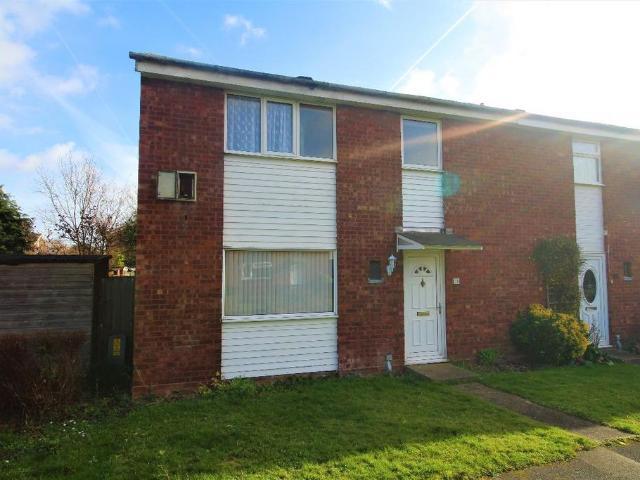 Witham CM8 3 bed end of terrace house to rent £1,450 pcm £335 pw