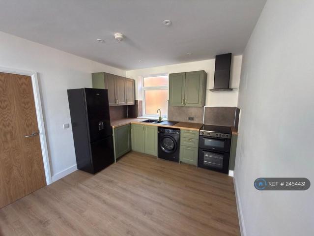 Witham Court, Hull, HU9 1 bed flat to rent £780 pcm £180 pw