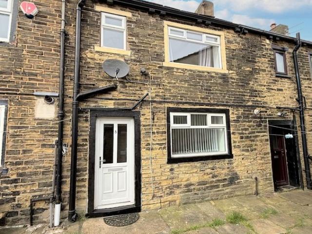 Withinfields, Halifax HX3, 2 bed terraced house to rent, £575 pcm | PrimeLocation