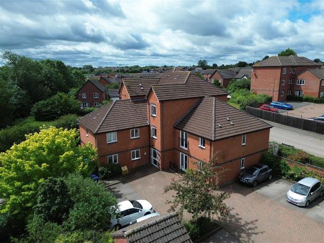 Withy Bank, Leamington Spa CV31, 2 bed flat to rent, £1,100 pcm | PrimeLocation