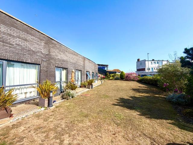 Withyham Avenue, Brighton BN2, 2 bed flat to rent, £1,550 pcm | PrimeLocation