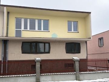 Dom bliźniak 211 m2 z piwnicą i balkonem, stan surowy