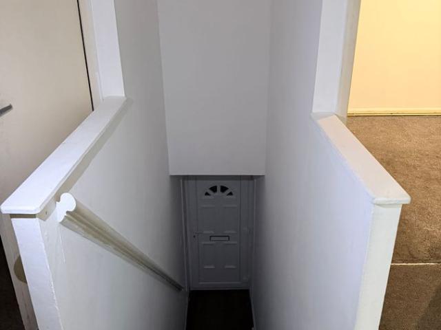 Witley Gardens, Southall UB2, 2 bed flat to rent, £1,850 pcm | PrimeLocation