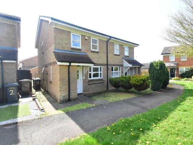 Witley Green, Luton, Bedfordshire LU2, 3 bed semi detached house to rent, £1,500 pcm | PrimeLocation