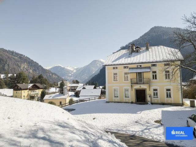 Wo Geschichte wohnt und die Berge grüßen