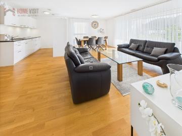 Wo Licht auf Lebensqualität trifft – Ihr neues Zuhause in Oberkulm