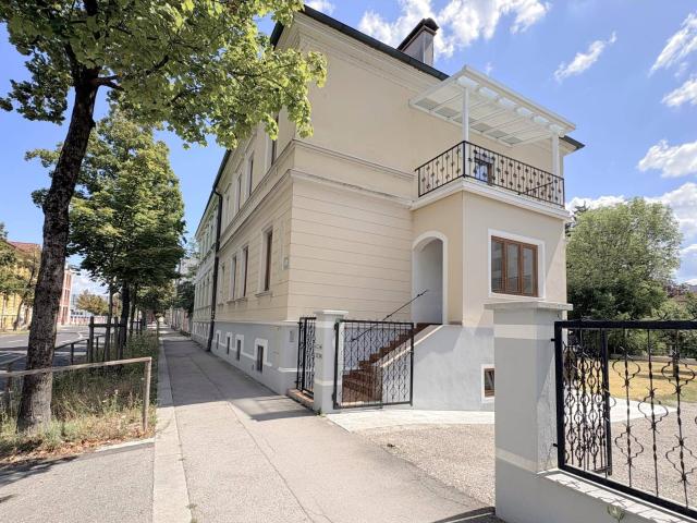 Wo Qualität ein Zuhause hat stilvolles Stadthaus in Wels
