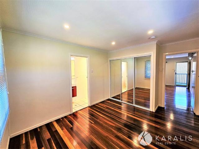 WON'T LAST LONG ! Rent a One Bedroom Apartment in a Great Location