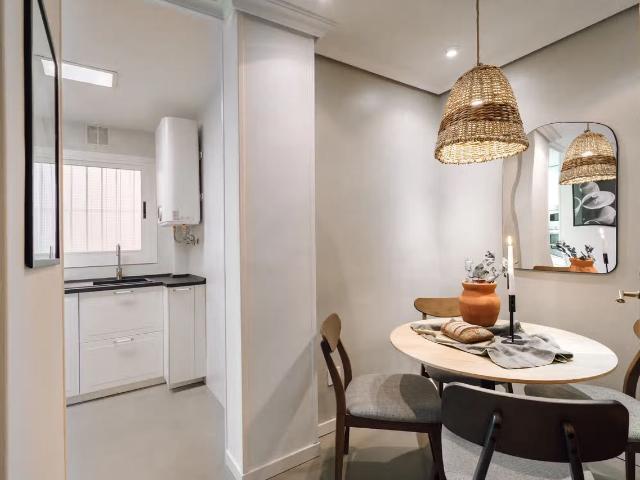 Wonderful, charming apartment Köln, Koln Amsterdam Apartments for Rent