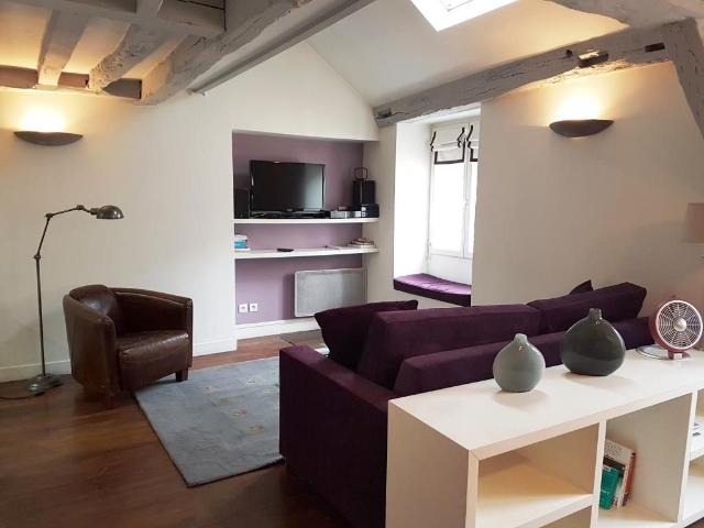 Wonderful & charming duplex close to Luxembourg Gardens, Paris Amsterdam Apartments for Rent