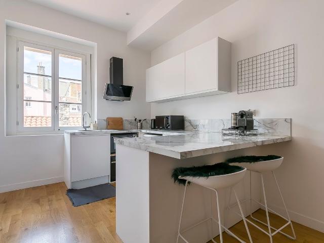 Wonderful, cute Charming, quiet, fully equipped apartment Place Bellecour ️✨, Lyon Amsterdam Apartments for Rent