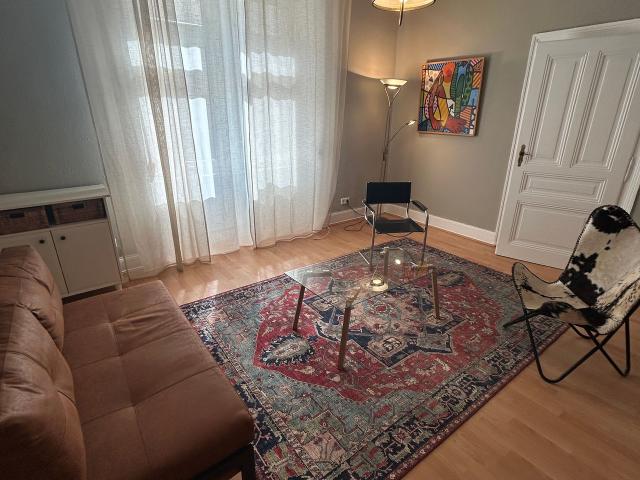 Wonderful and Modern studio apartment in a perfect location in Frankfurt am Main / 10 min from UNI Bockenheim and Messe, Frankfurt Amsterdam Apartments for Rent