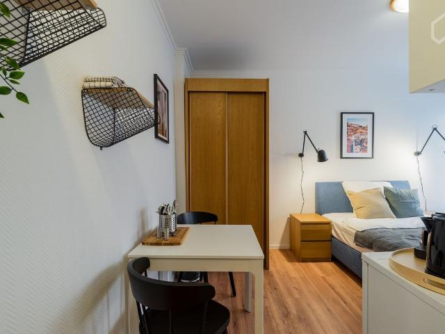 Wonderful and neat apartment near Tegler See, Berlin Amsterdam Apartments for Rent