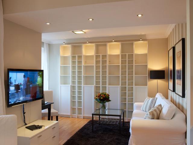 Wonderful and cosy apartment with balcony close to city centre, Dusseldorf Amsterdam Apartments for Rent