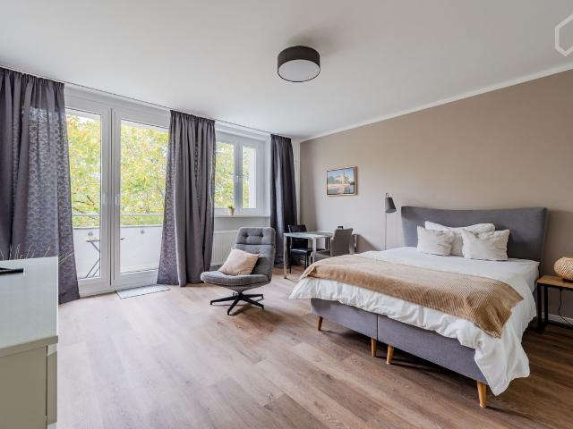 Wonderful and lovely studio close to city center, Berlin Amsterdam Apartments for Rent