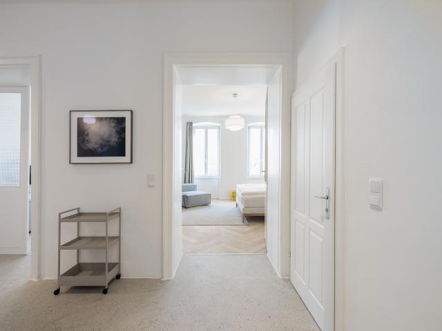 Wonderful and stylish new home in popular area