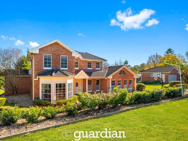 Wonderful Acreage Estate Offering Space, Privacy and Lifestyle