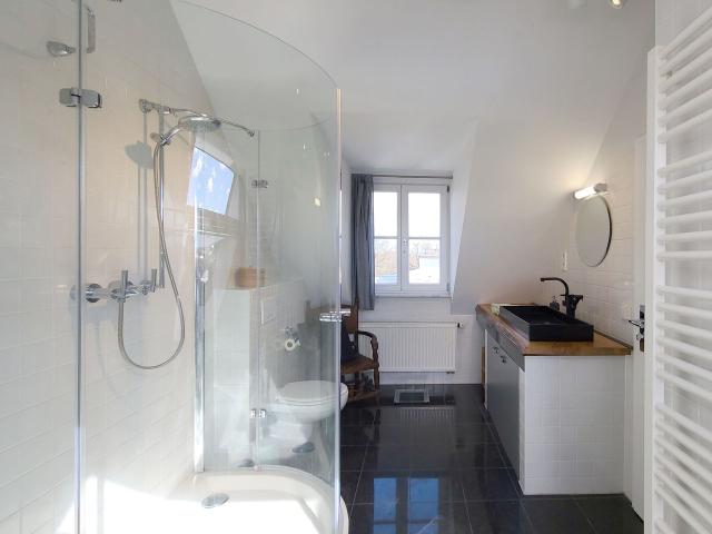 Wonderful, bright rooftop with huge terrace in best location, Munchen Amsterdam Apartments for Rent