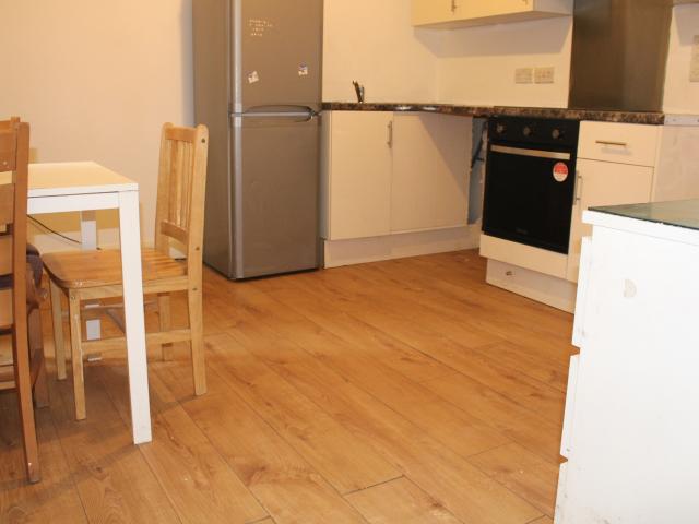 Wonderful Great Value 1 bedroom Flat in NW10 Near Tube & 24 Hour Buses