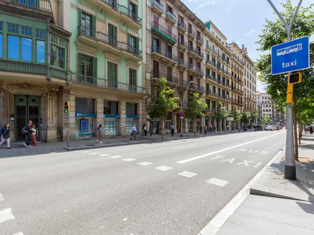 Wonderful double bedroom in Dreta de l'Eixample