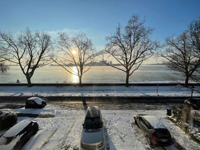 Wonderful flat with view on the river in Düsseldorf, Dusseldorf Amsterdam Apartments for Rent