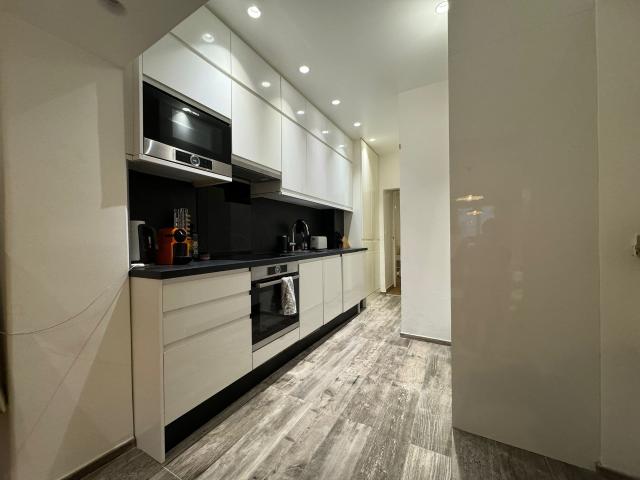 Wonderful flat, ideally located in the heart of the Marais district