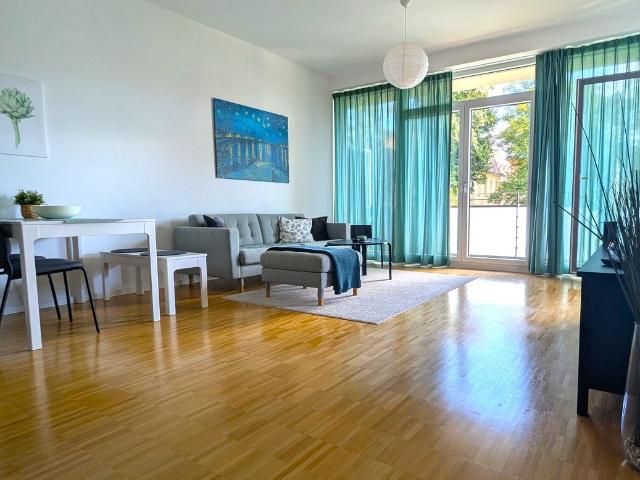 Wonderful home in Charlottenburg, Berlin Amsterdam Apartments for Rent