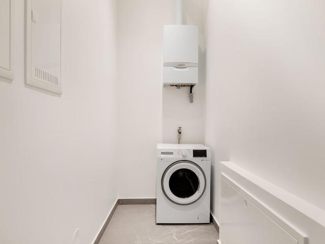 Wonderful Josefstadt 2BR w/ Cellar & Elevator, nr Tram, Vienna Amsterdam Apartments for Rent