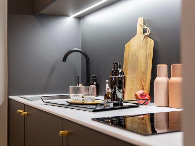 Wonderful Studio Apartment in Leverkusen, Leverkusen Amsterdam Apartments for Rent