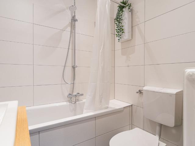 Wonderful studio in Neustadt, Bremen Amsterdam Apartments for Rent