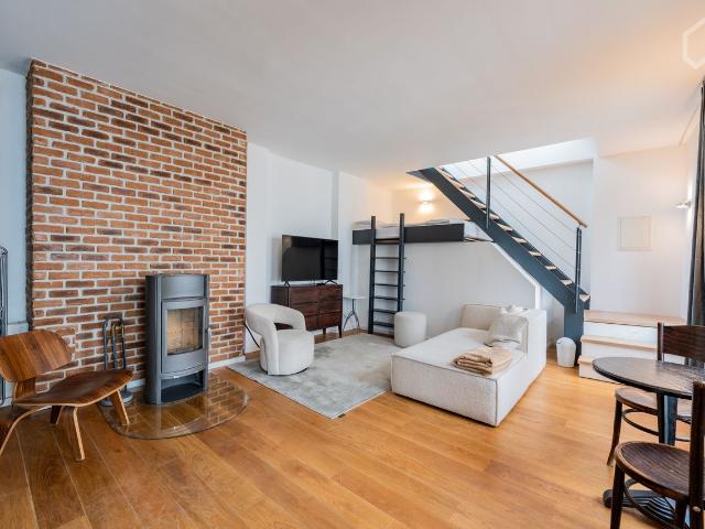Wonderful, stylish maisonette apartment right on the waterfront in Köpenick, Berlin Amsterdam Apartments for Rent
