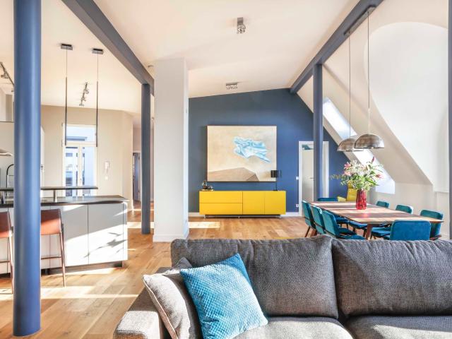Wonderful Penthouse in the heart of Prenzlauer Berg with rooftop terrace & 3 bedrooms