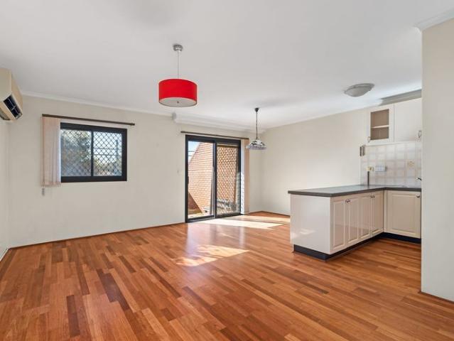 Wonderful Townhouse In Prime Location