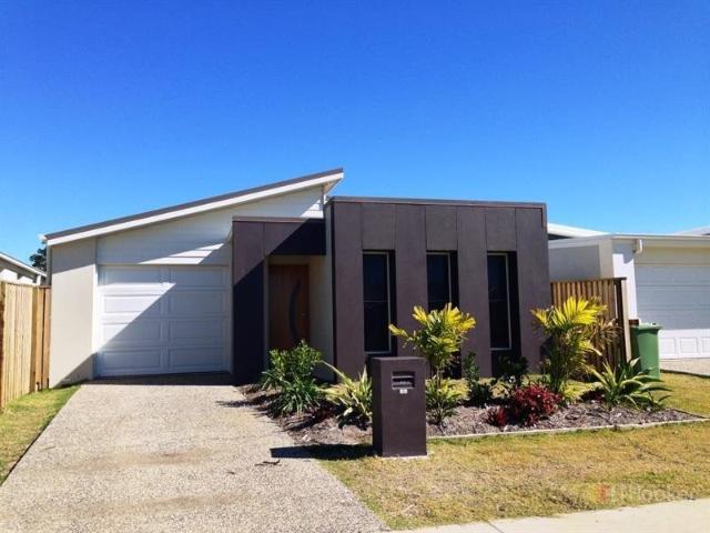WONDERFULLY PRESENTED 3 BEDROOM HOME