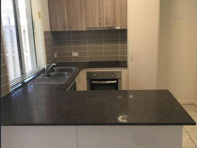 WONDERFULLY PRESENTED 3 BEDROOM HOME