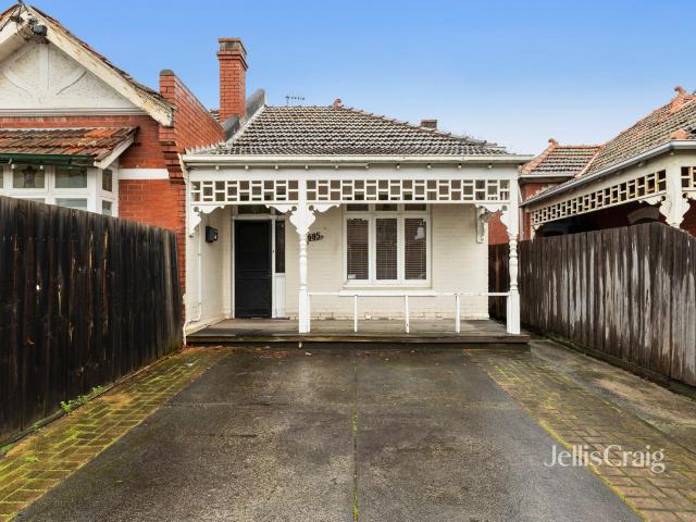 Wonderfully Presented Two Bedroom Residence